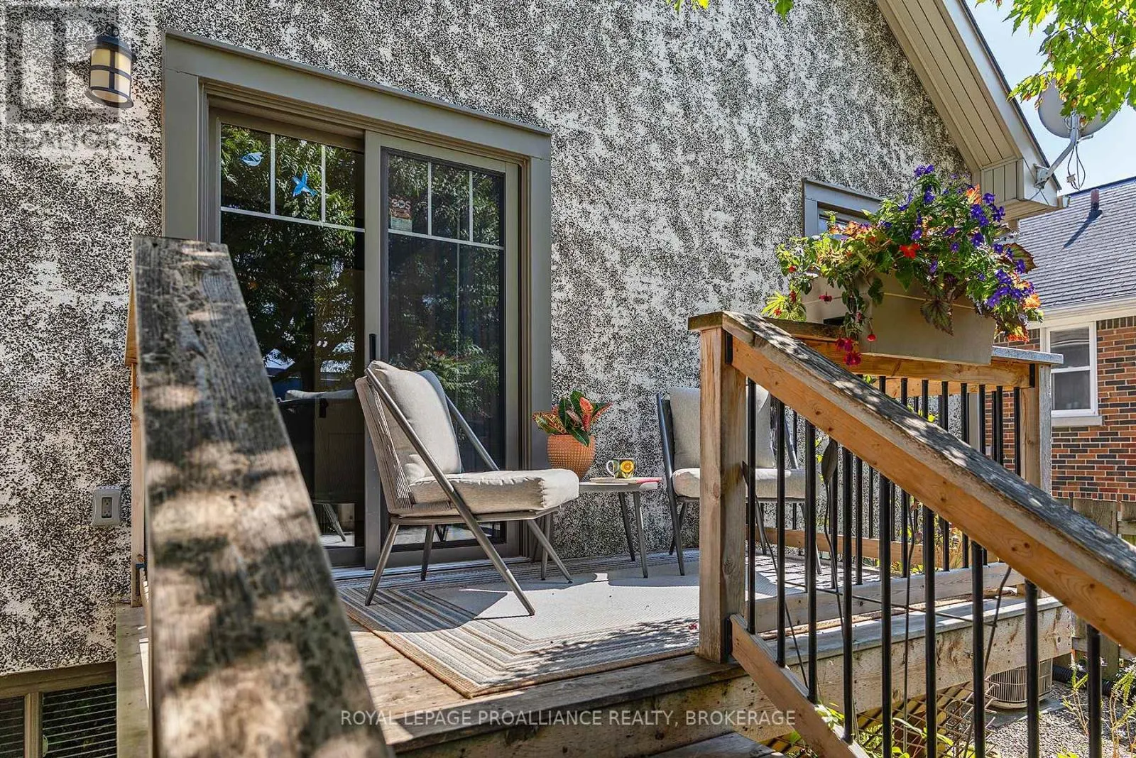 16 DRAYTON AVENUE