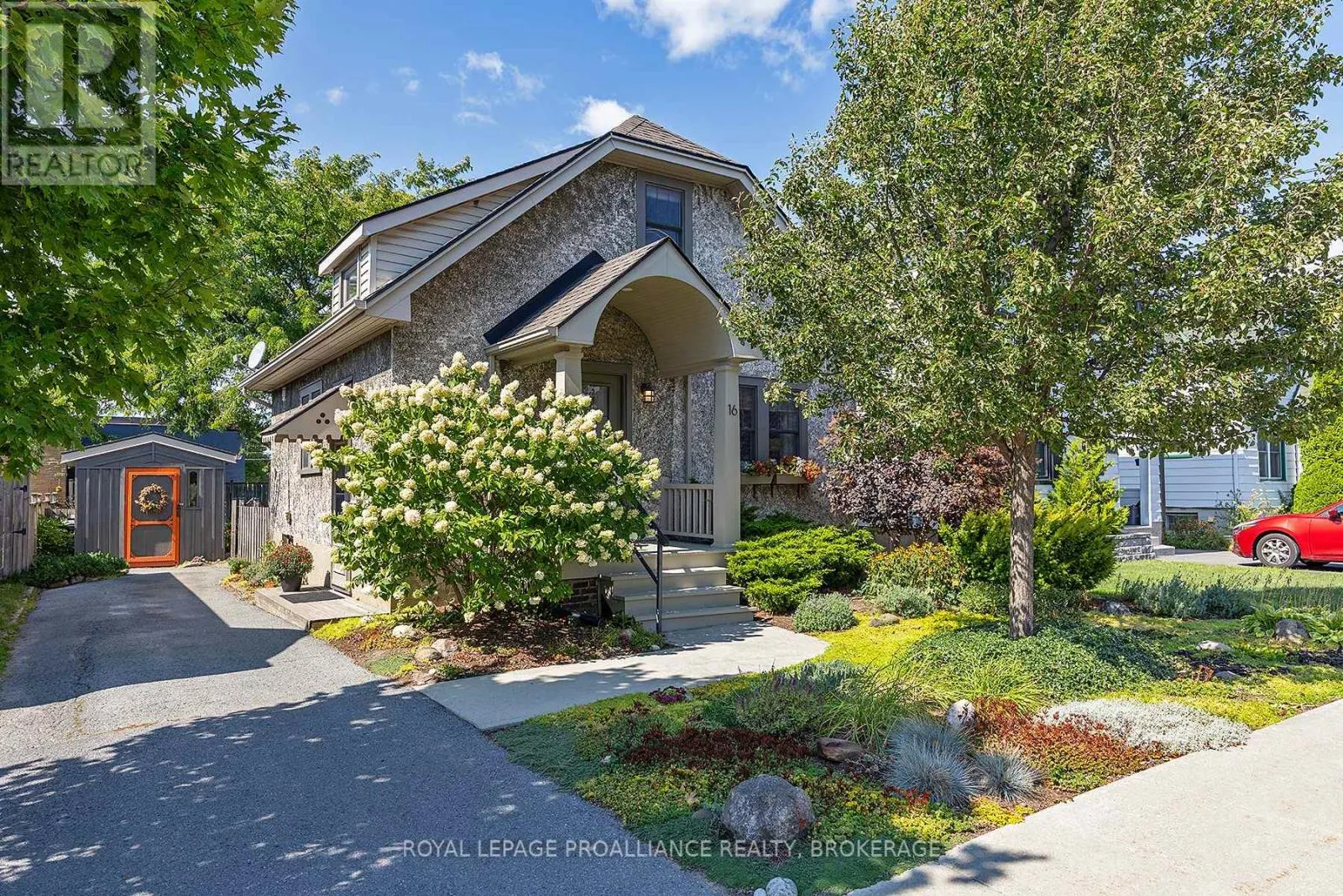 16 DRAYTON AVENUE
