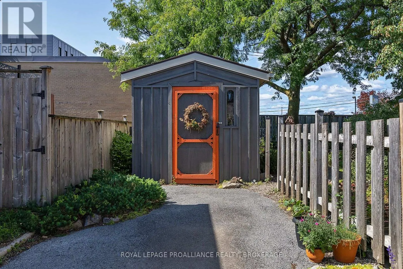 16 DRAYTON AVENUE