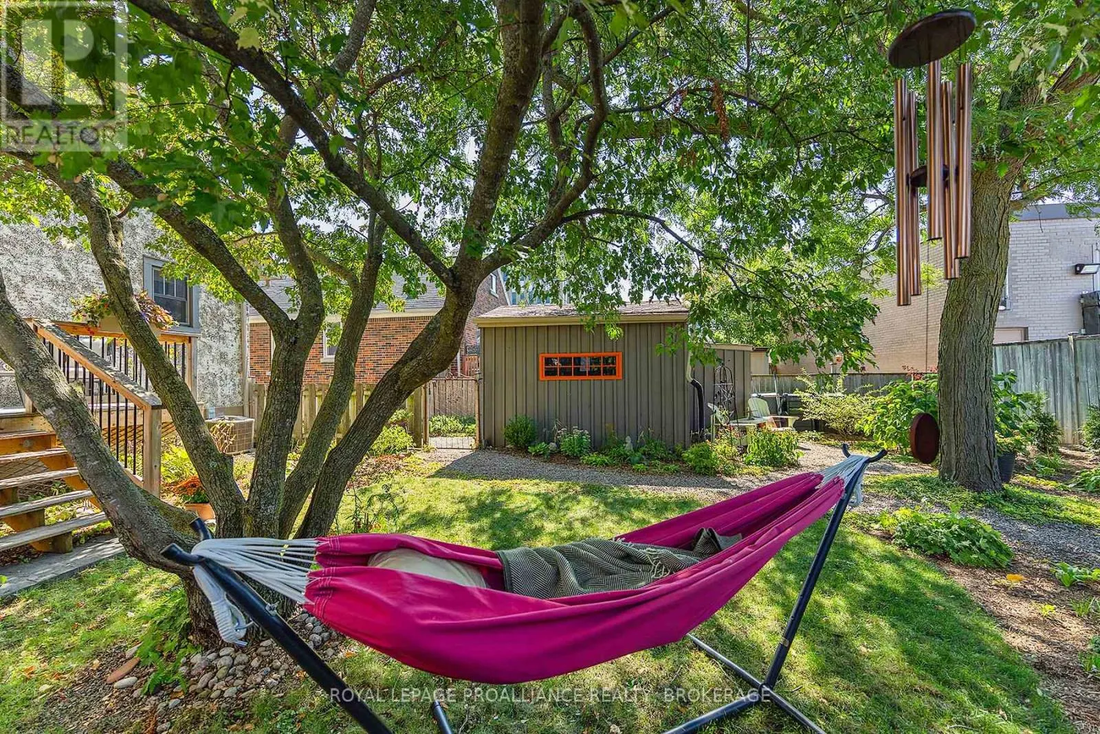 16 DRAYTON AVENUE