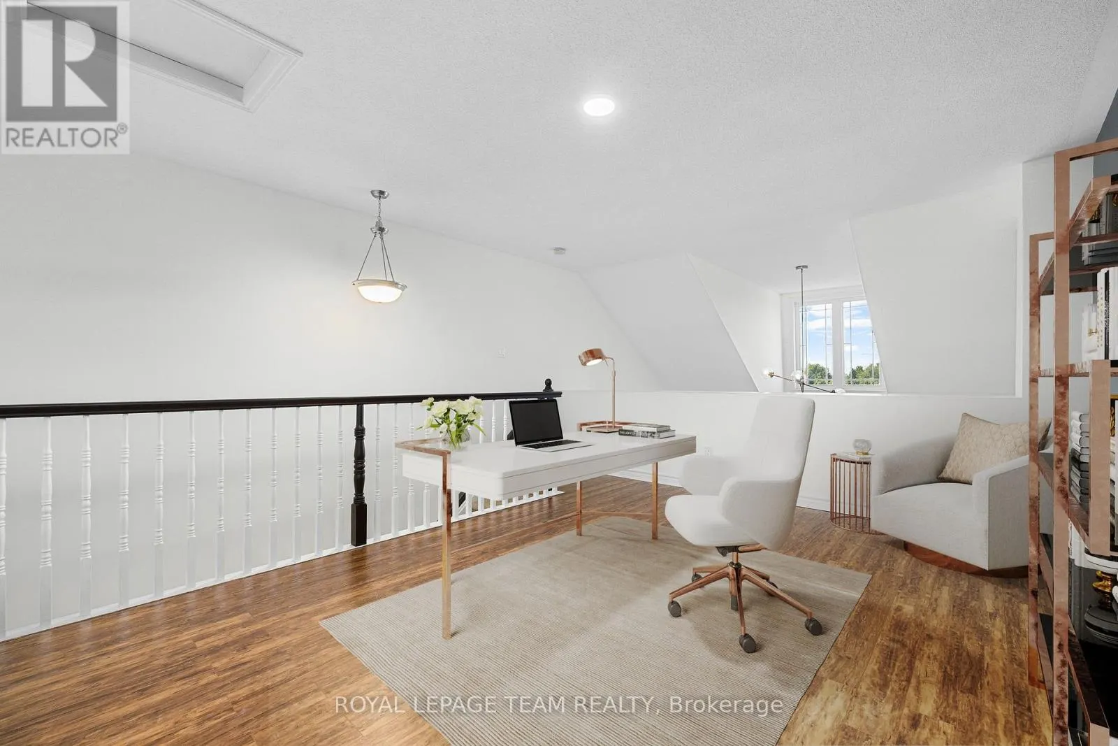 239 PASEO PRIVATE