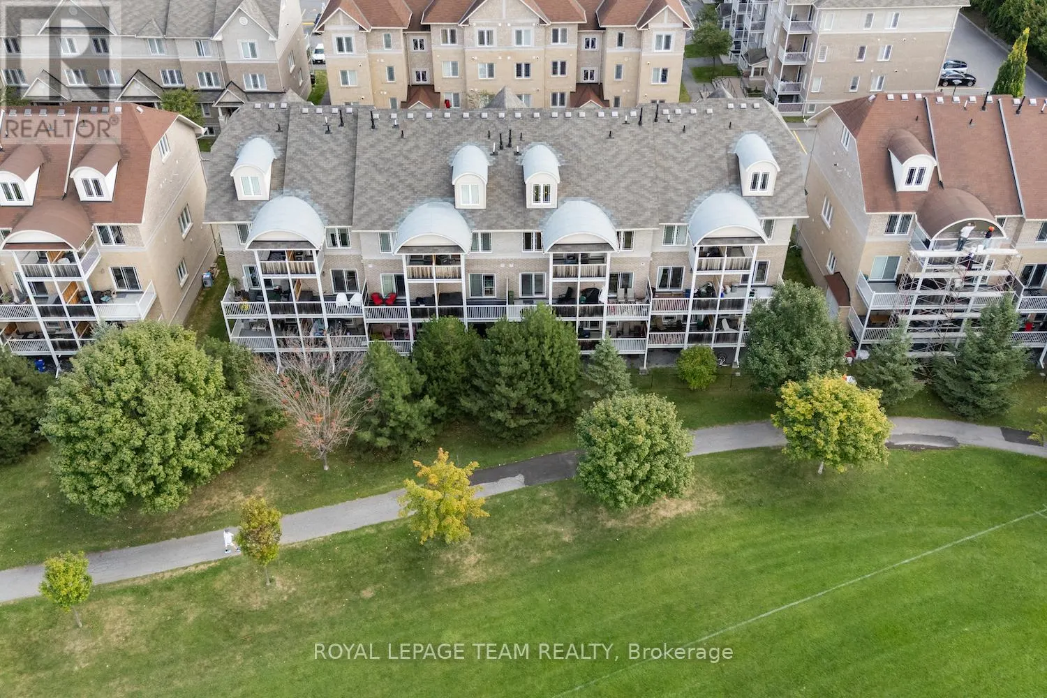 239 PASEO PRIVATE