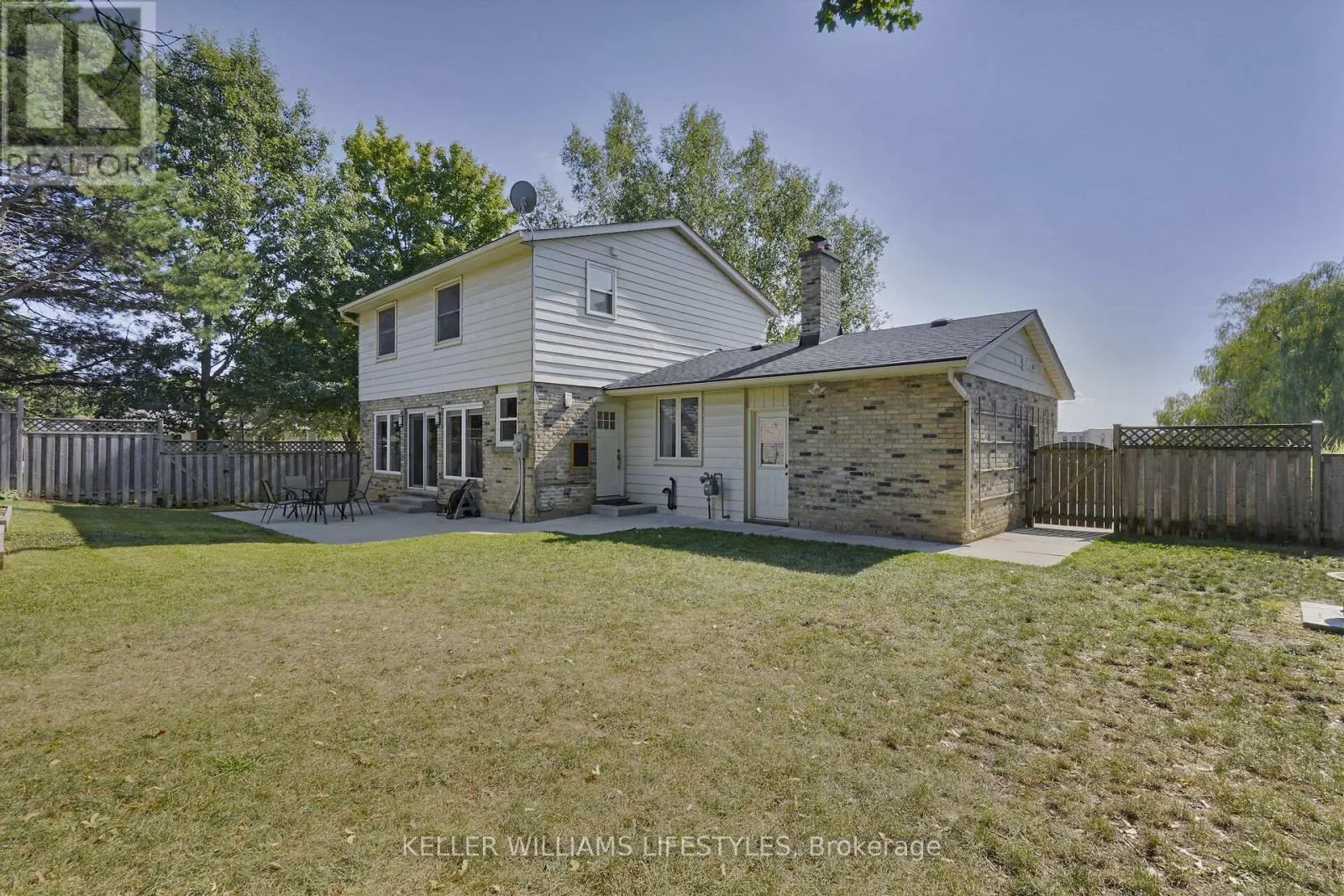 66 LLOYD MANOR CRESCENT