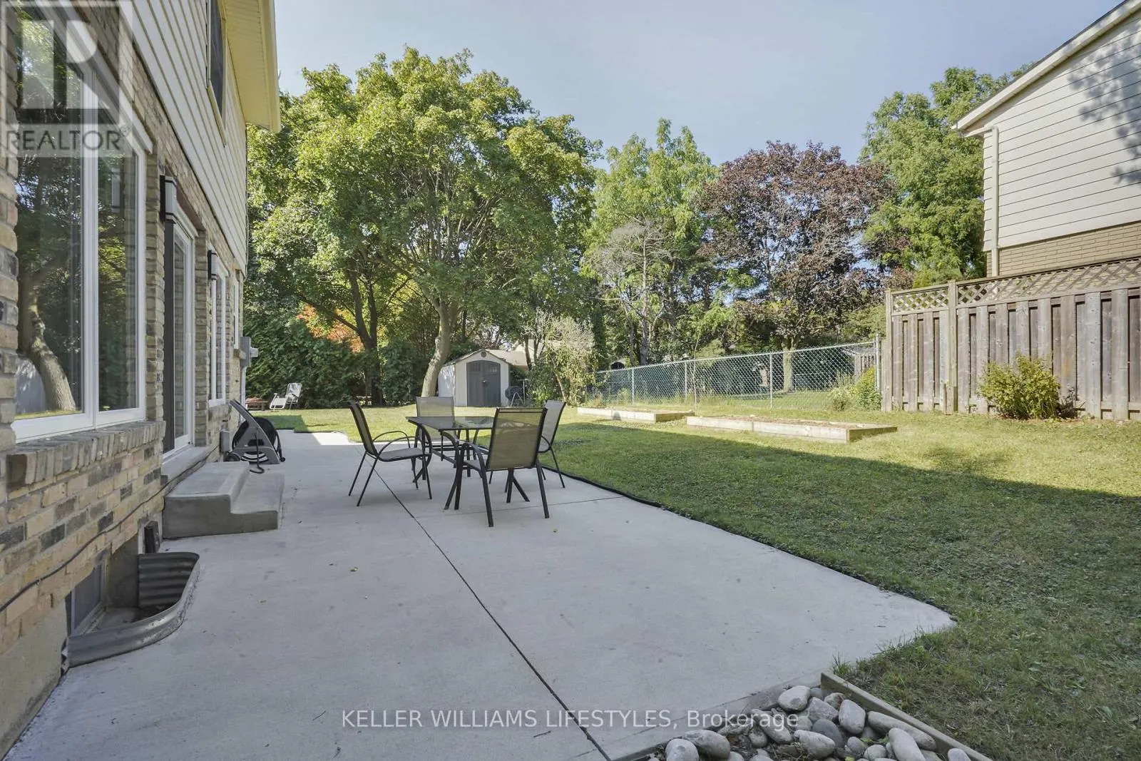66 LLOYD MANOR CRESCENT
