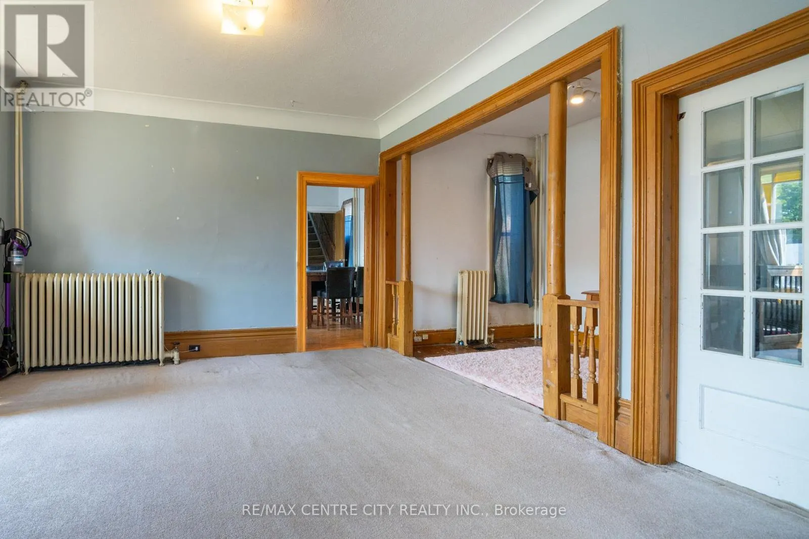 3261 ELGIN STREET
