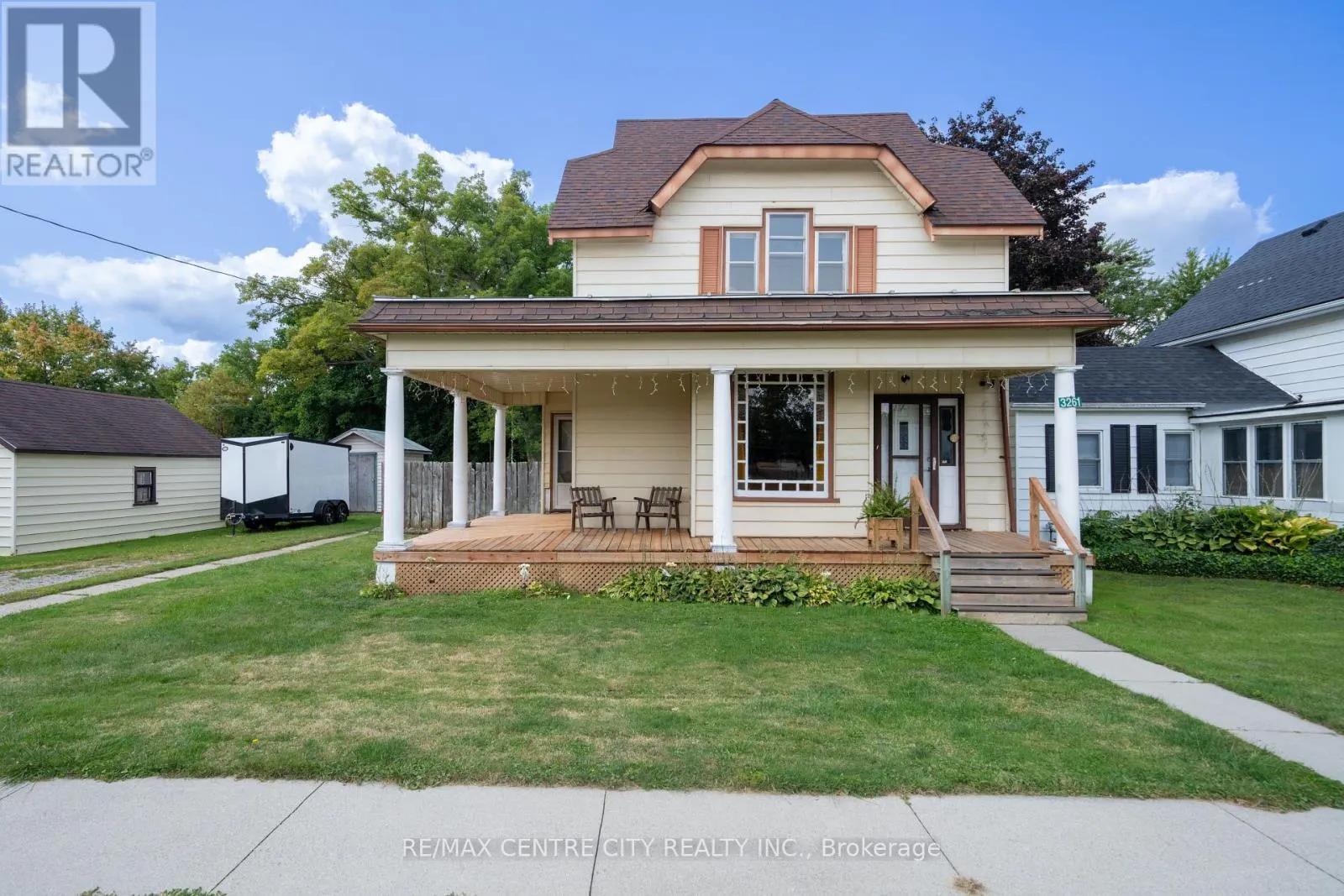 3261 ELGIN STREET