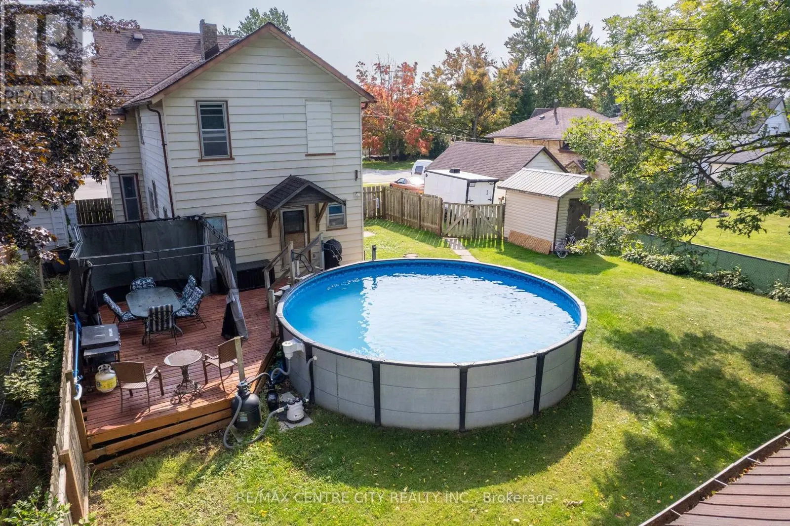 3261 ELGIN STREET