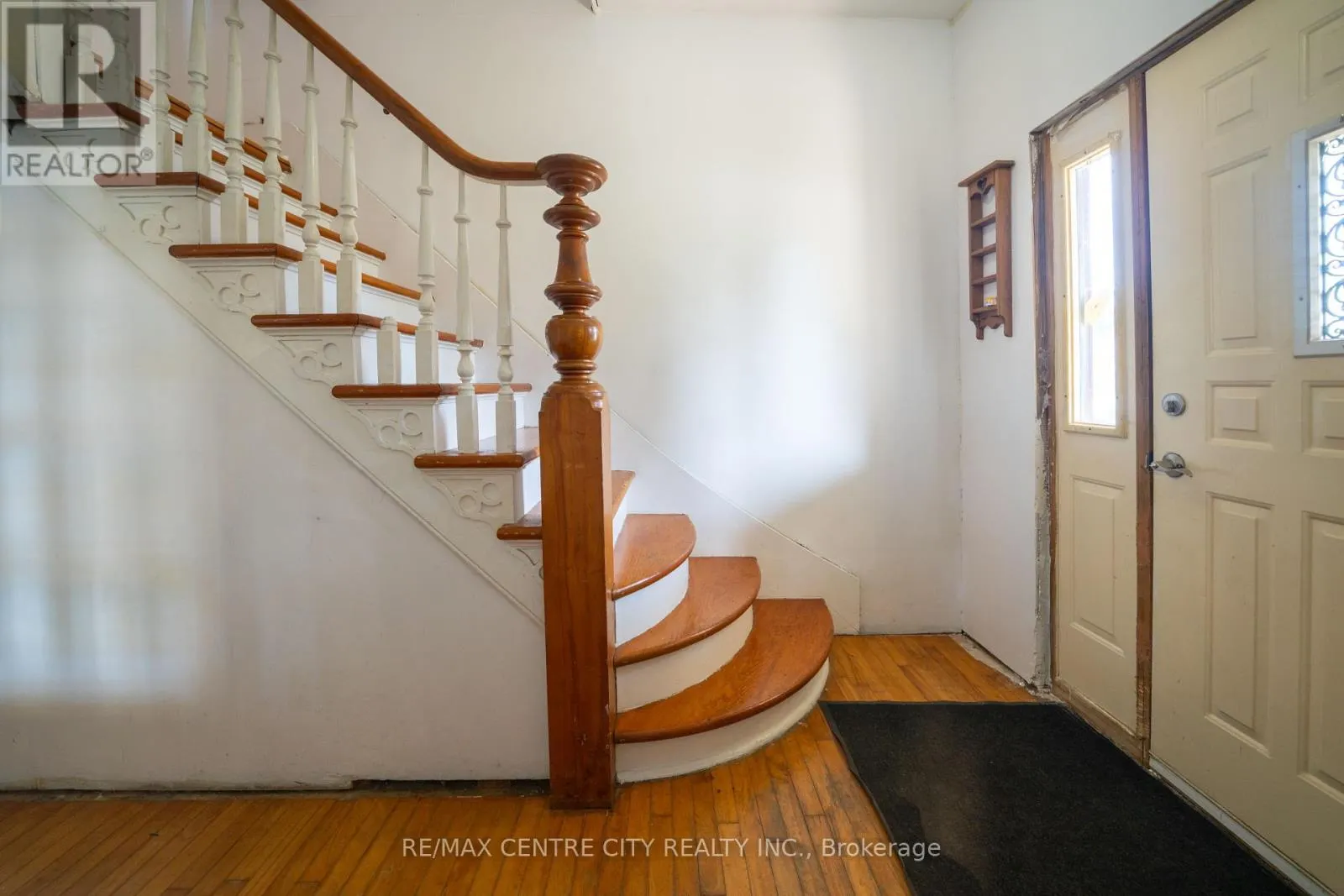 3261 ELGIN STREET