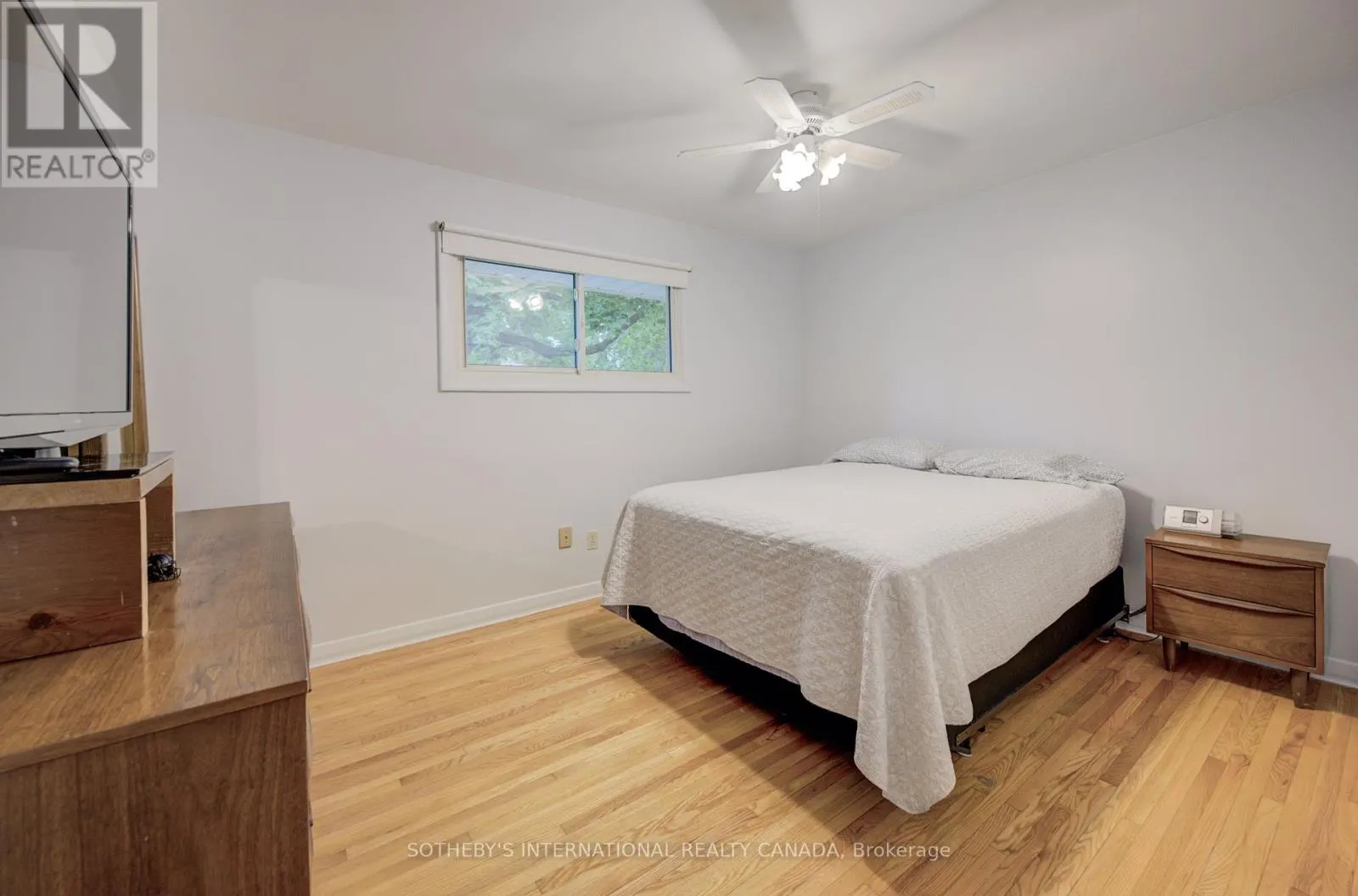51 OTTAWA CRESCENT W