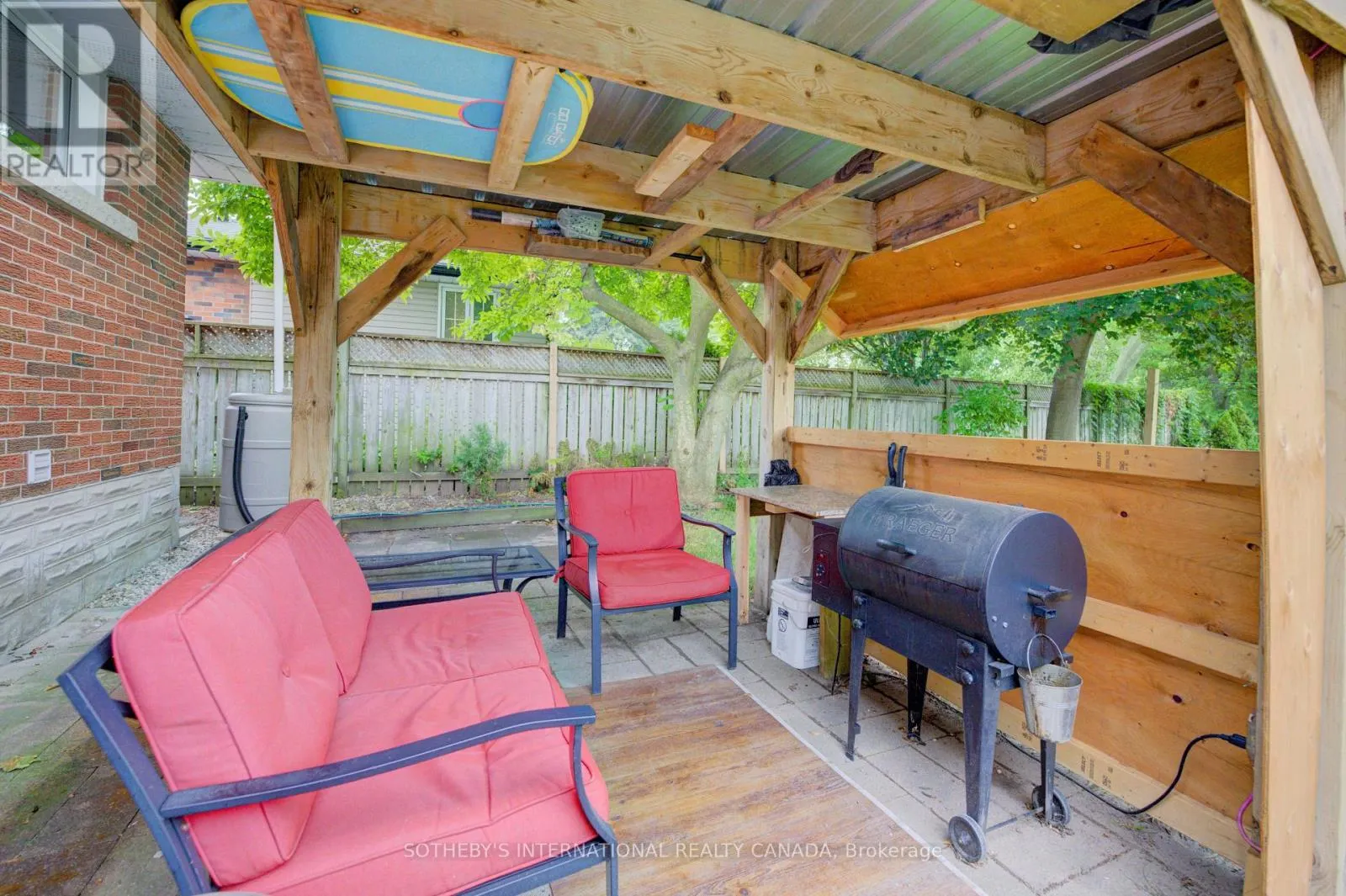 51 OTTAWA CRESCENT W
