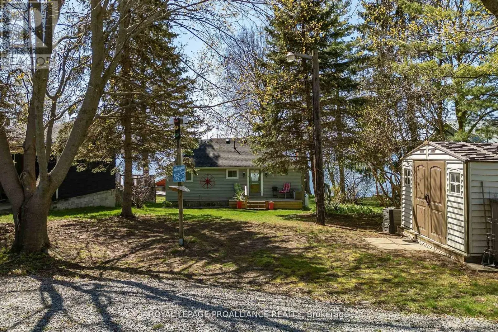 1051 LAKESIDE DRIVE