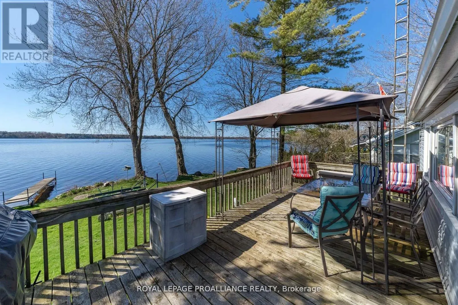 1051 LAKESIDE DRIVE