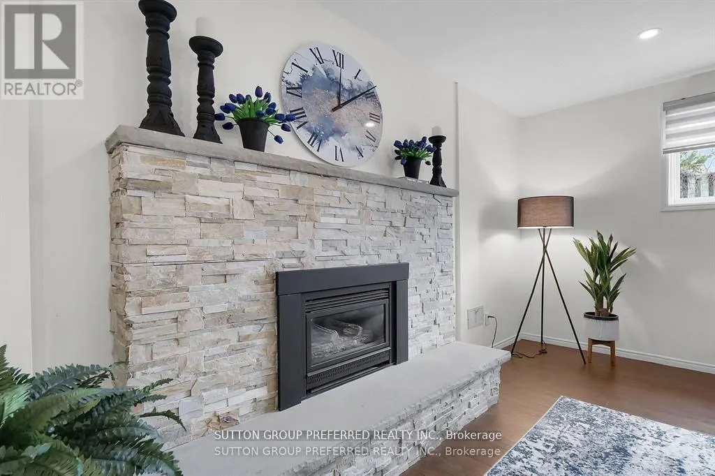 258 COLETTE DRIVE