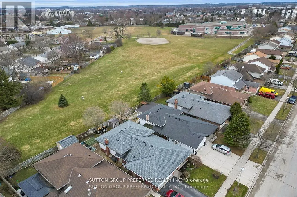 258 COLETTE DRIVE