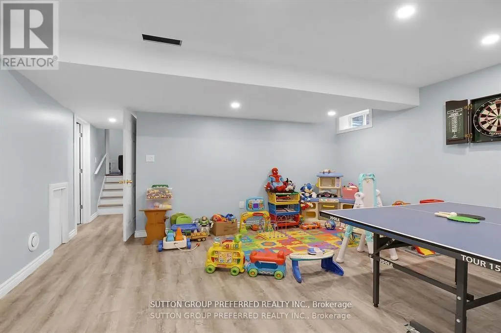 258 COLETTE DRIVE