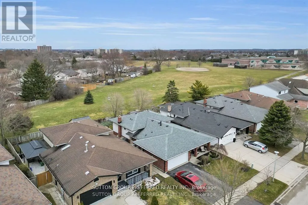 258 COLETTE DRIVE