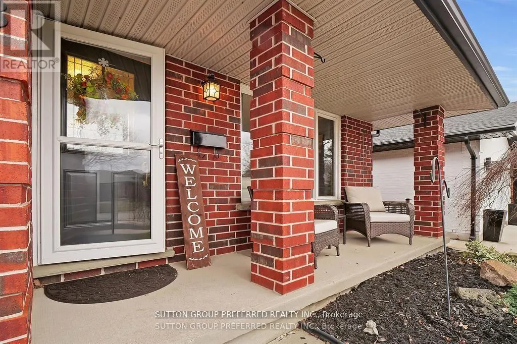 258 COLETTE DRIVE