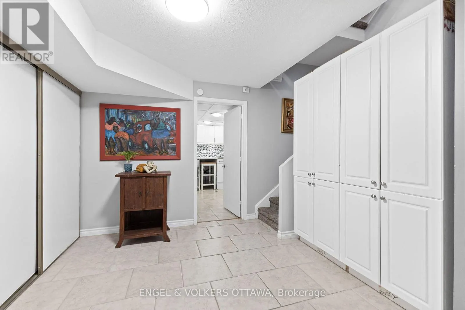 1 - 125 SPRINGFIELD ROAD