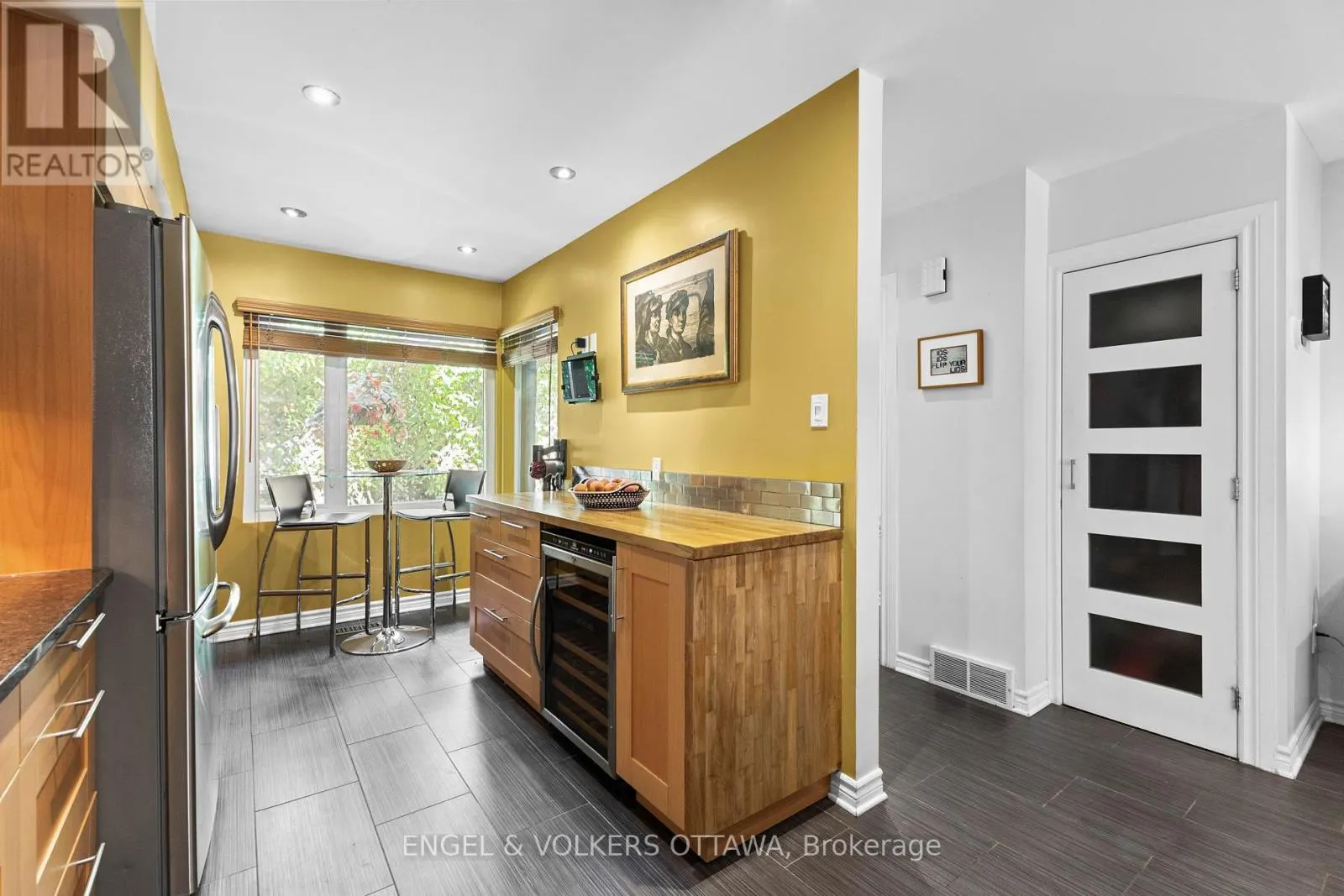1 - 125 SPRINGFIELD ROAD