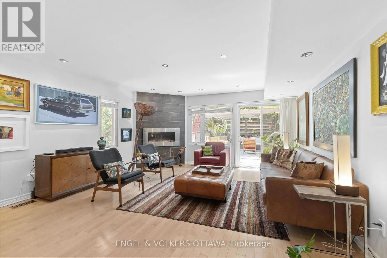1 - 125 SPRINGFIELD ROAD