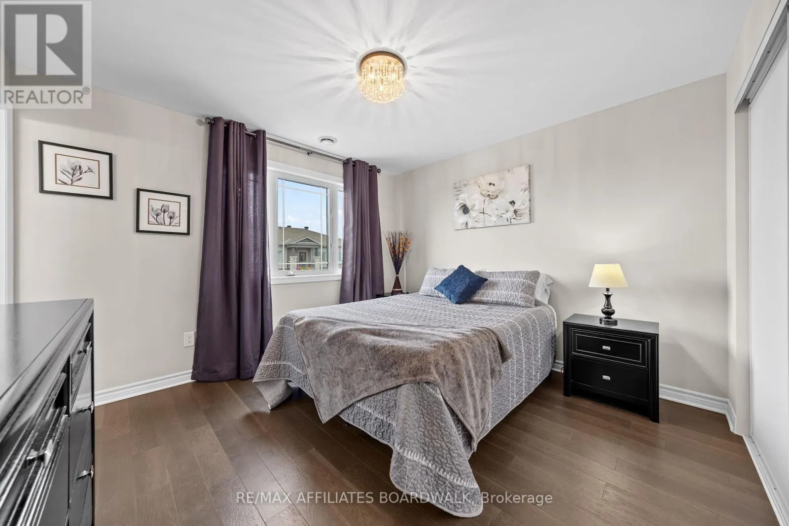 13 - 340 TRIBECA PRIVATE