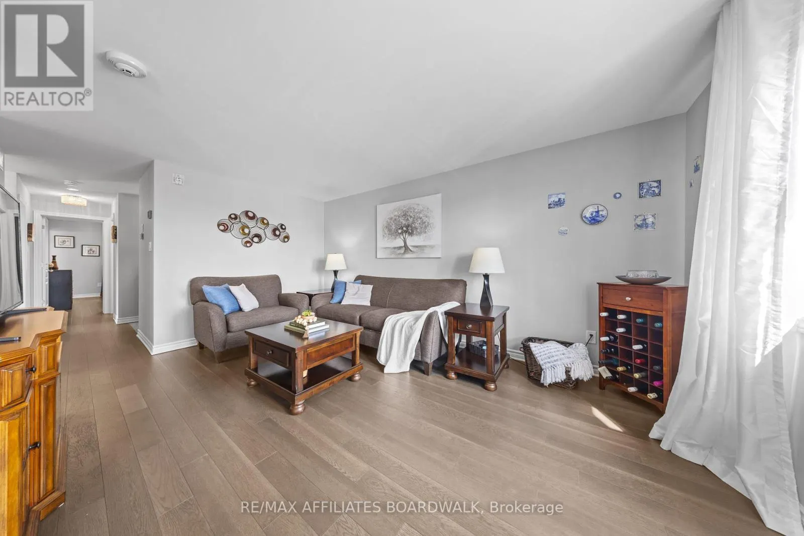 13 - 340 TRIBECA PRIVATE