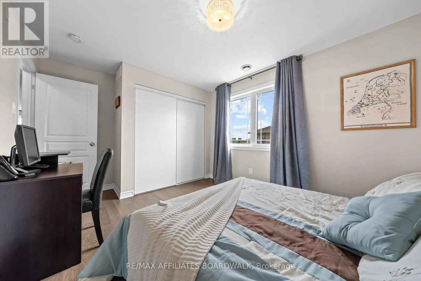 13 - 340 TRIBECA PRIVATE