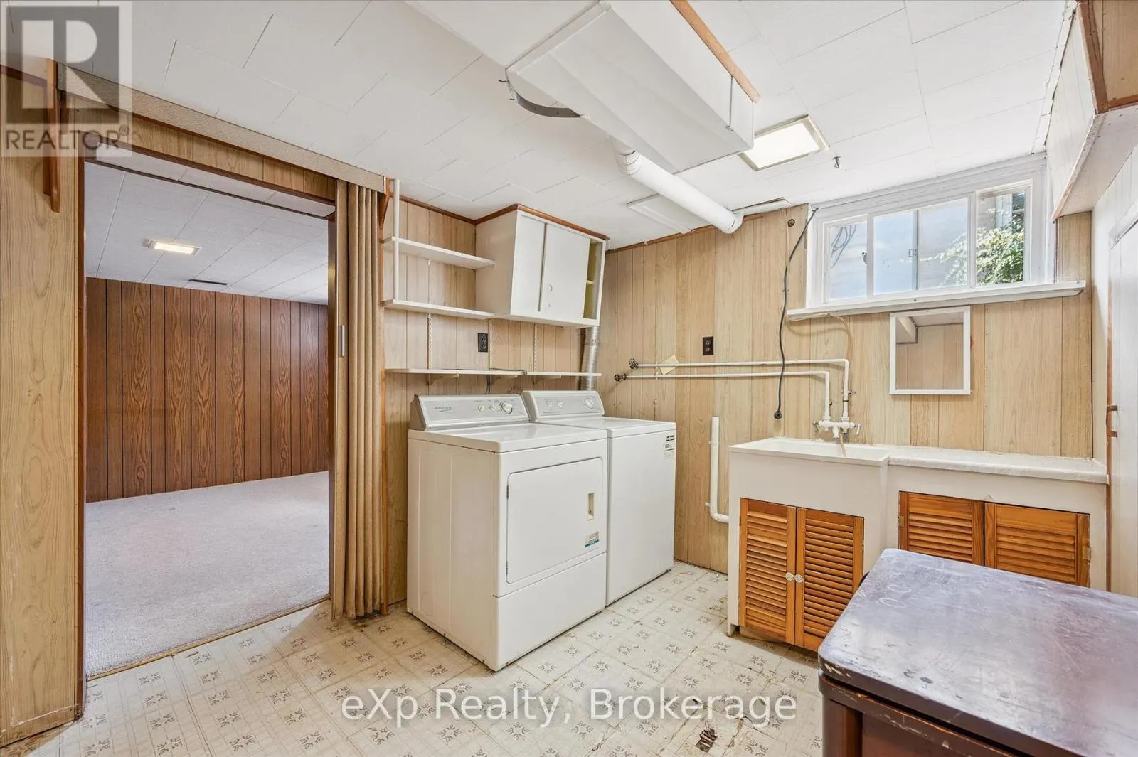95 OTTAWA CRESCENT