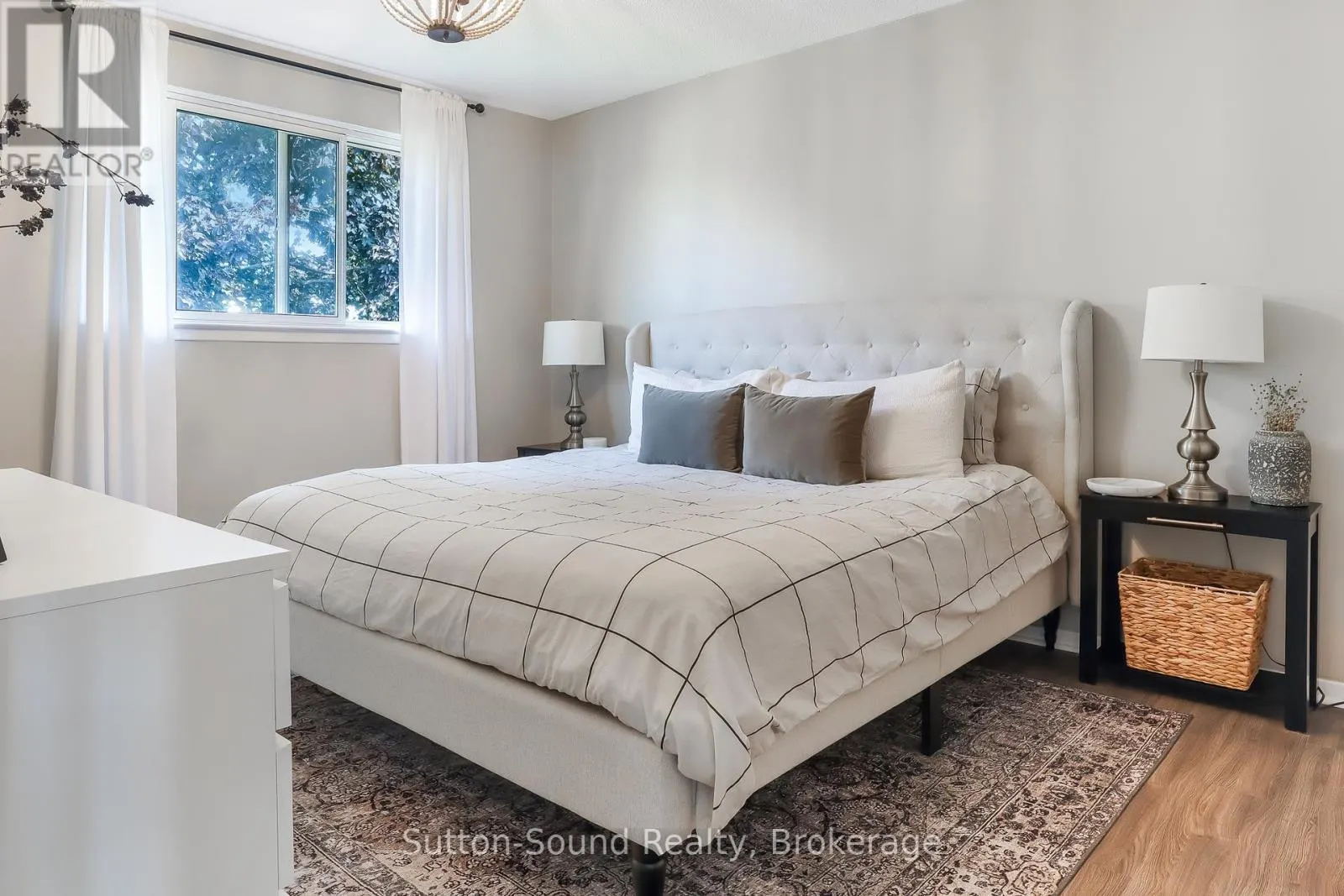 28 - 28 LAMSON CRESCENT N, #28