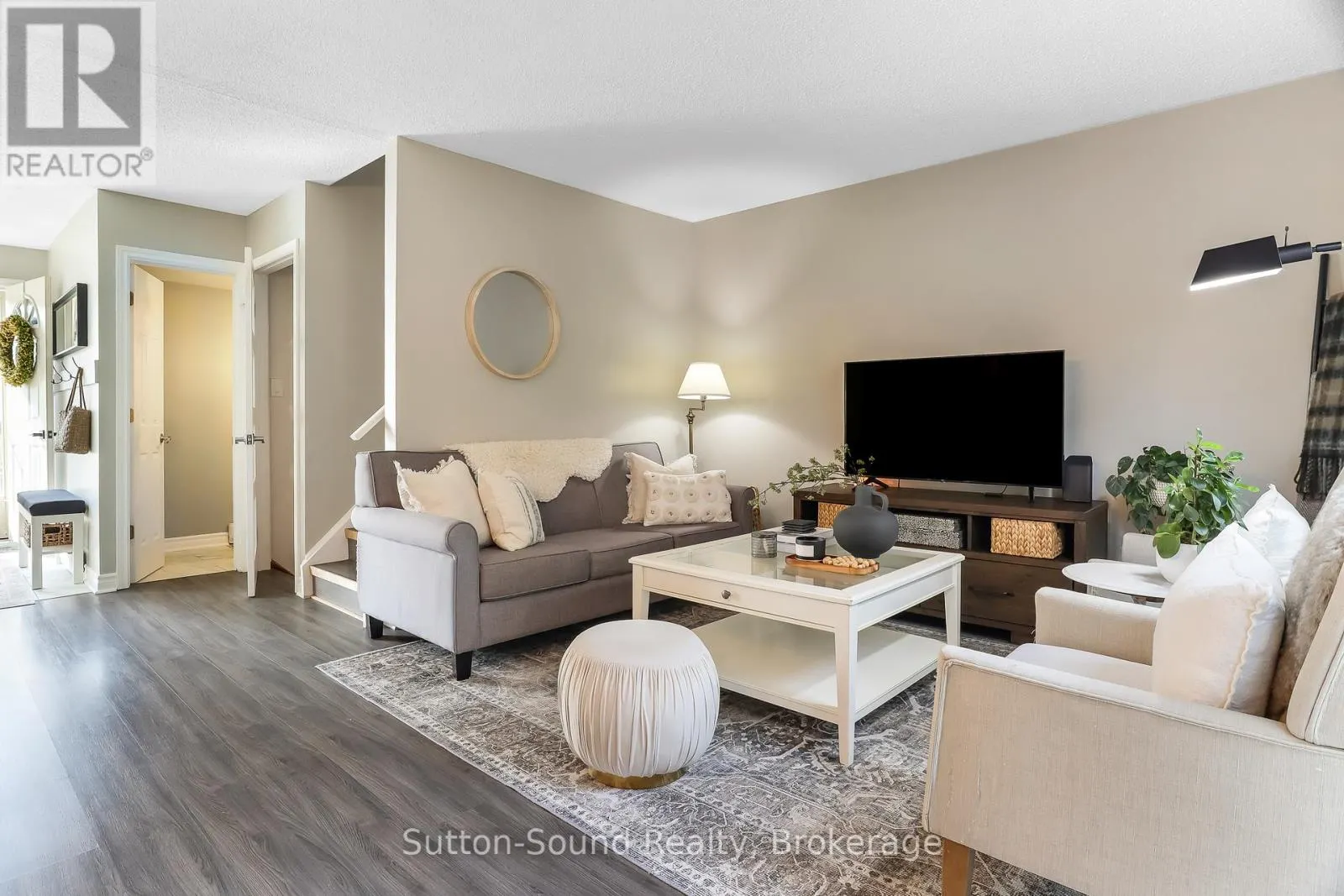 28 - 28 LAMSON CRESCENT N, #28