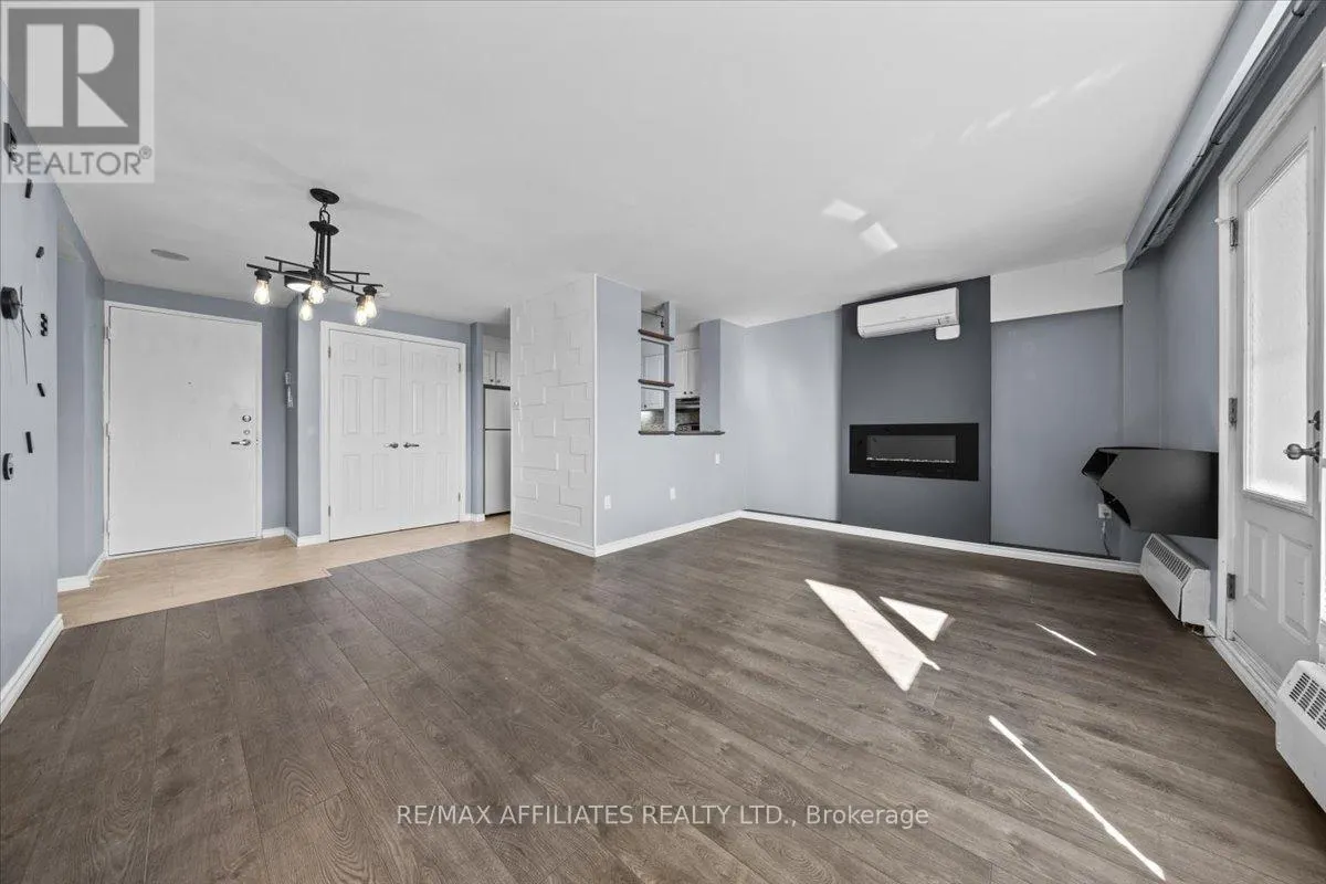113 - 915 ELMSMERE ROAD
