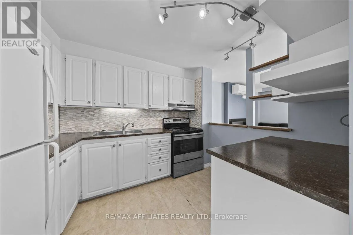 113 - 915 ELMSMERE ROAD