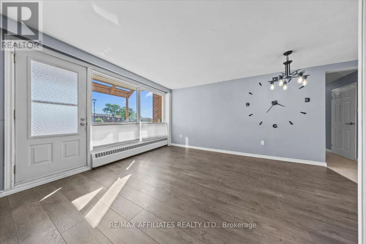 113 - 915 ELMSMERE ROAD