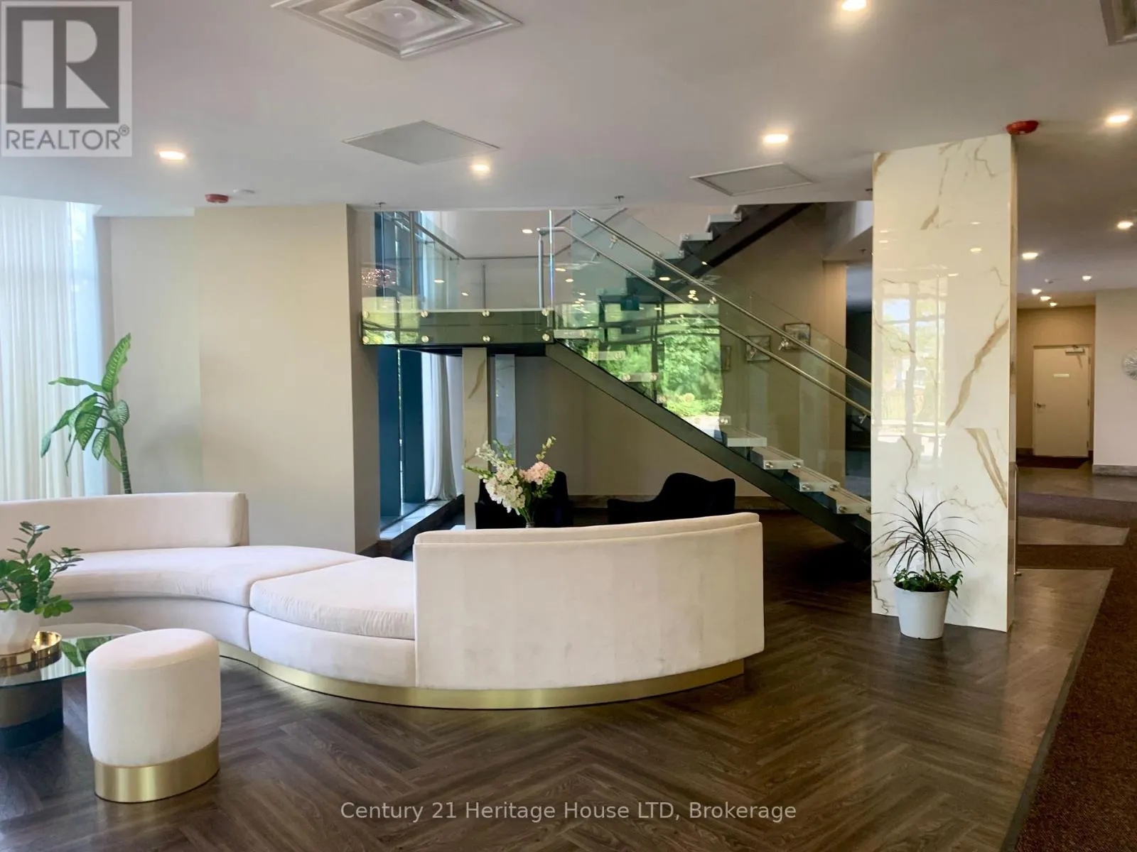716 - 7711 GREEN VISTA GATE, #716