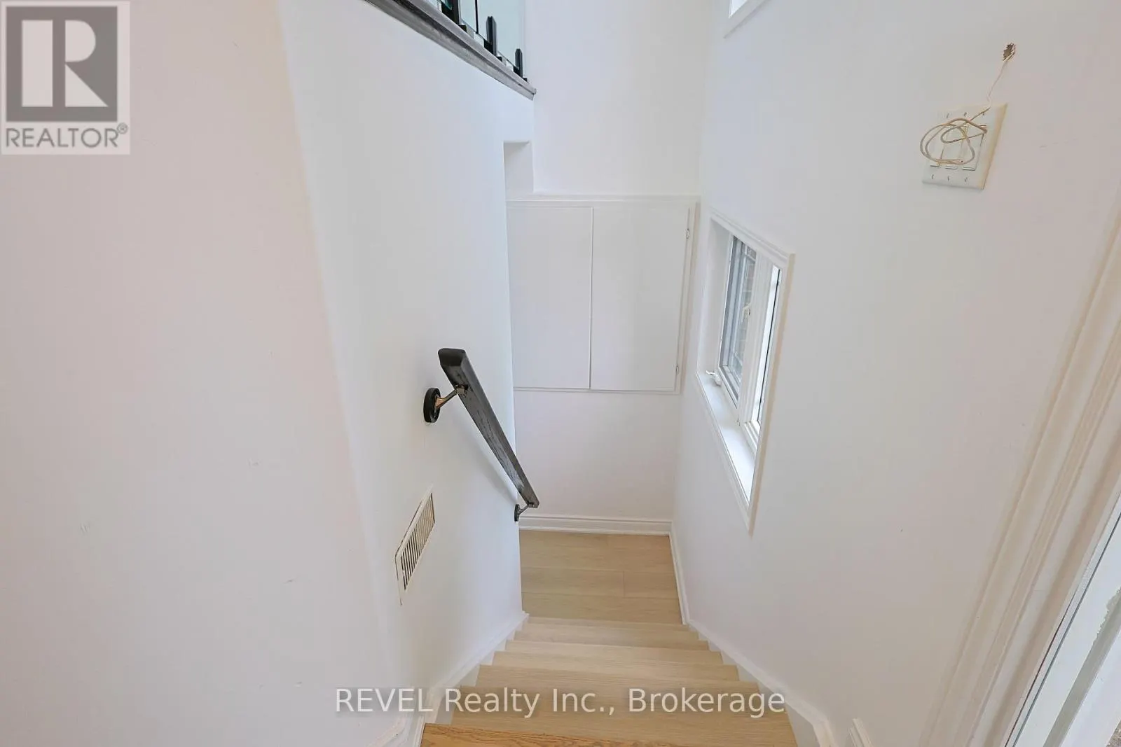 8414 ATACK COURT