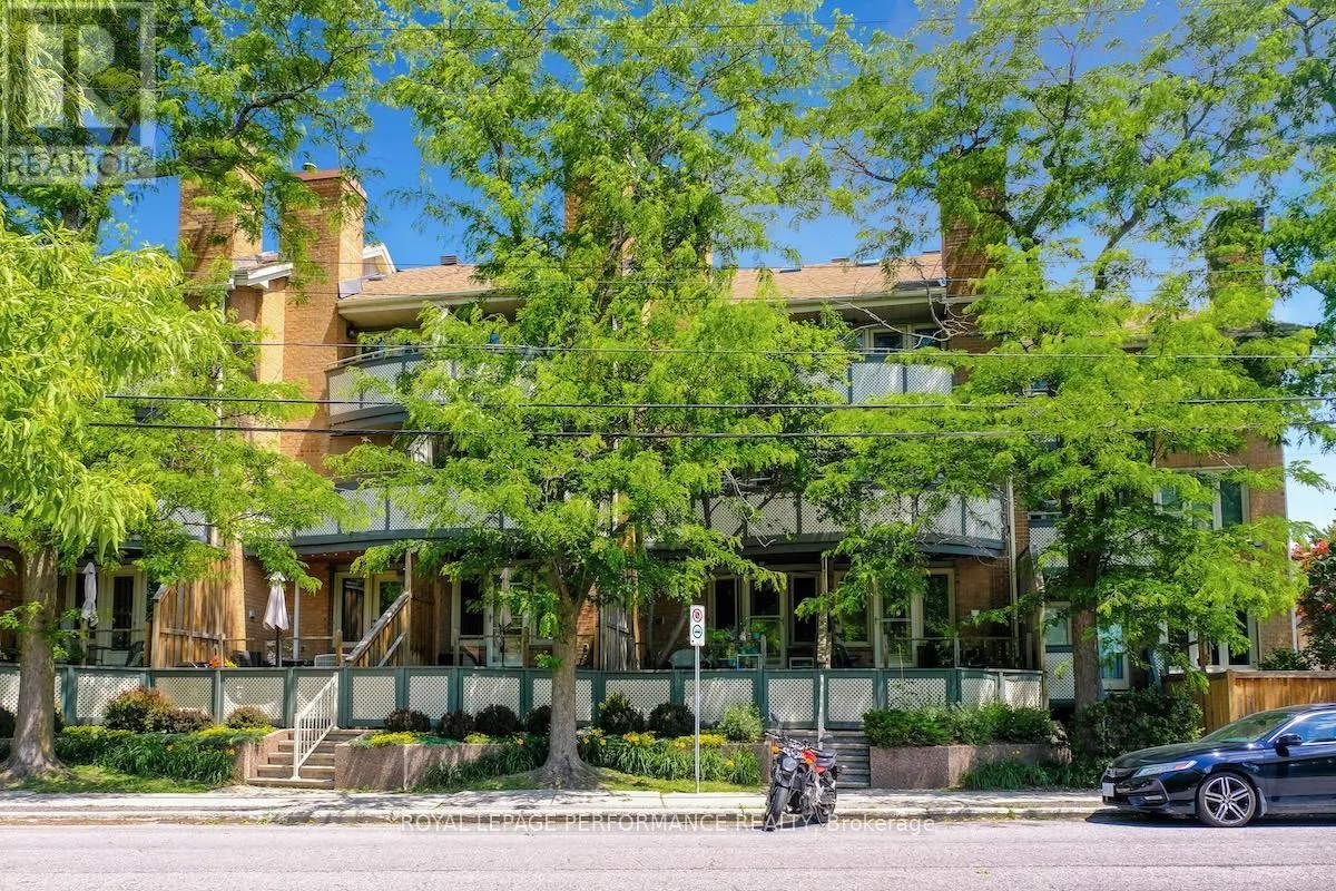 3 - 2 COLUMBUS AVENUE
