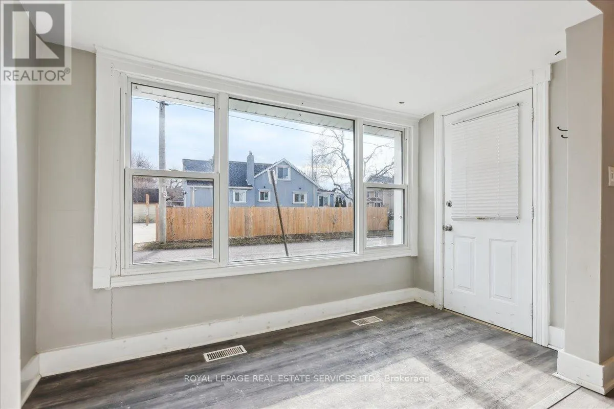 19 SENECA STREET