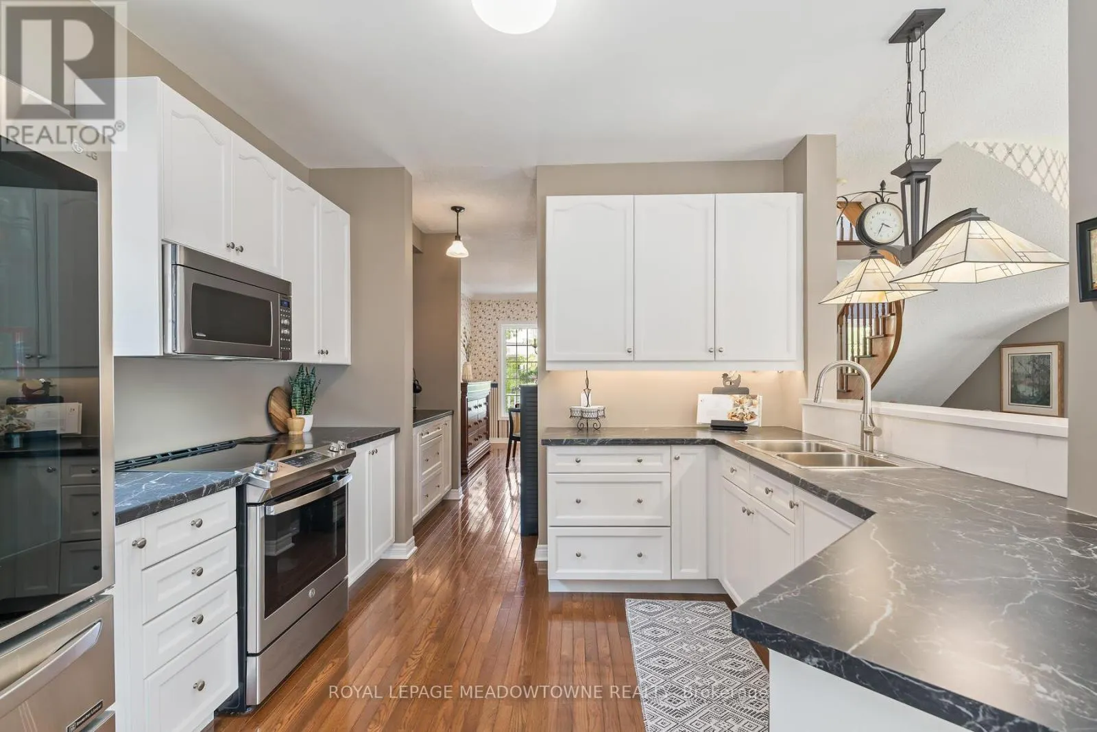 119 PARKVIEW LANE