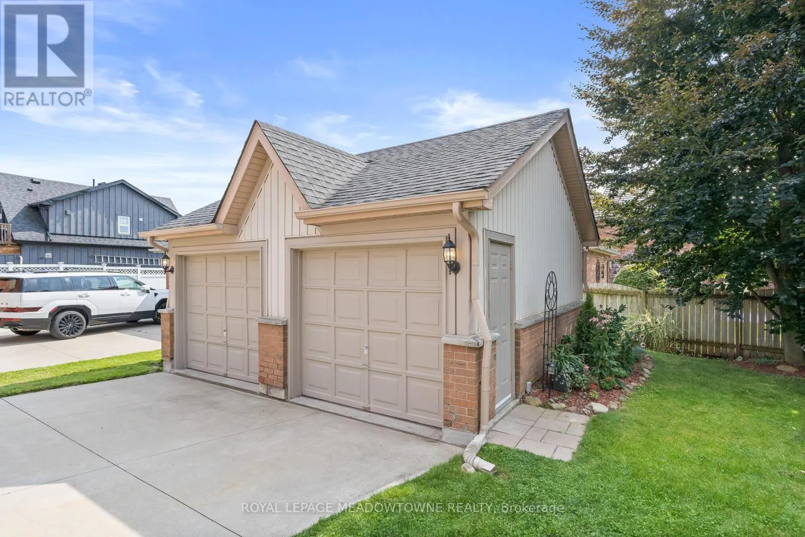 119 PARKVIEW LANE