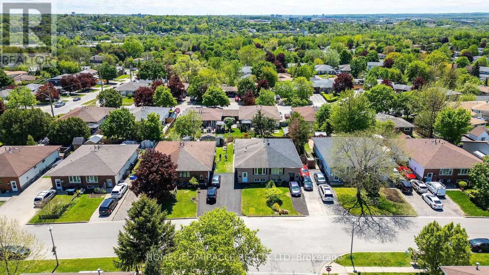 119 NICKOLAS CRESCENT