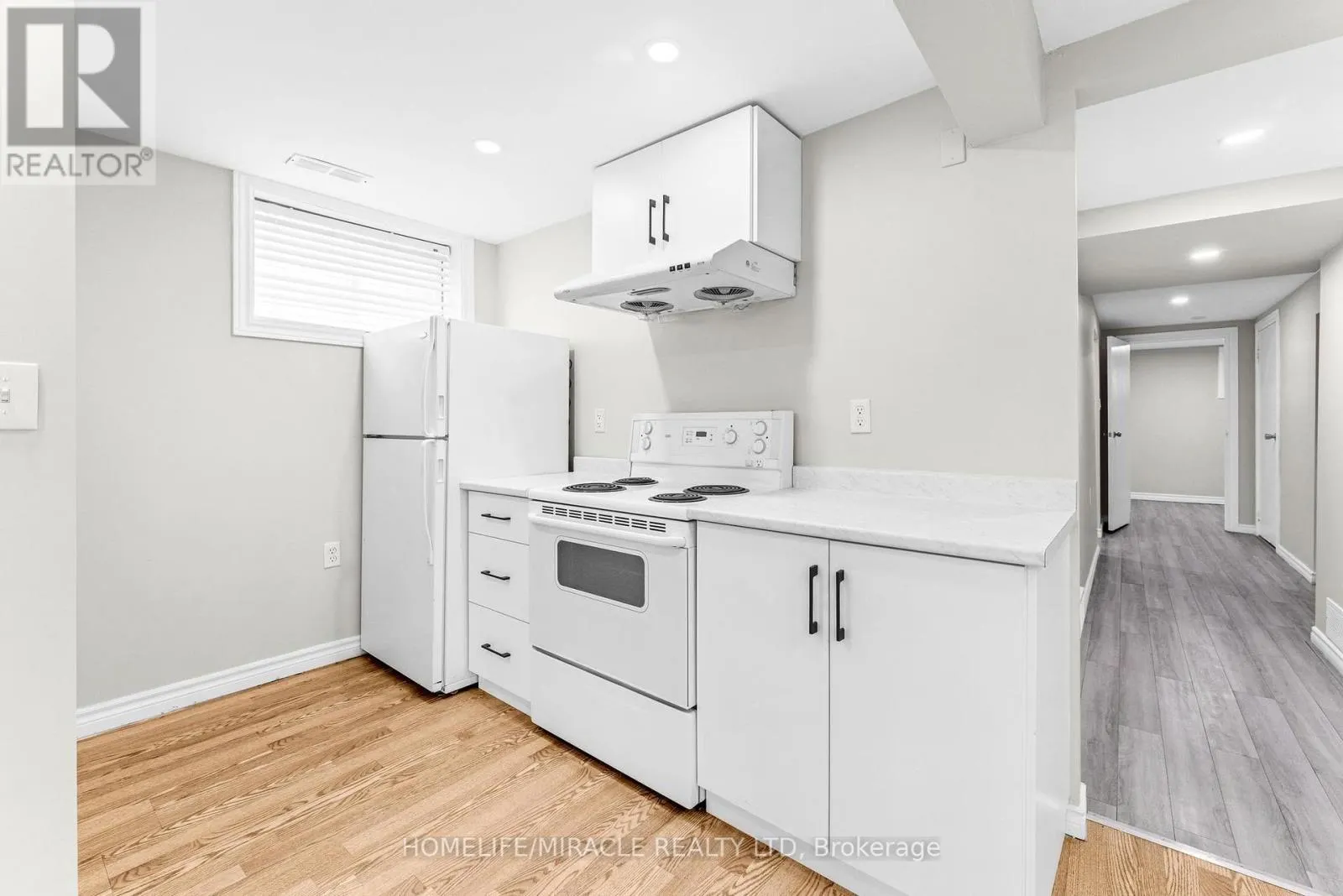 119 NICKOLAS CRESCENT