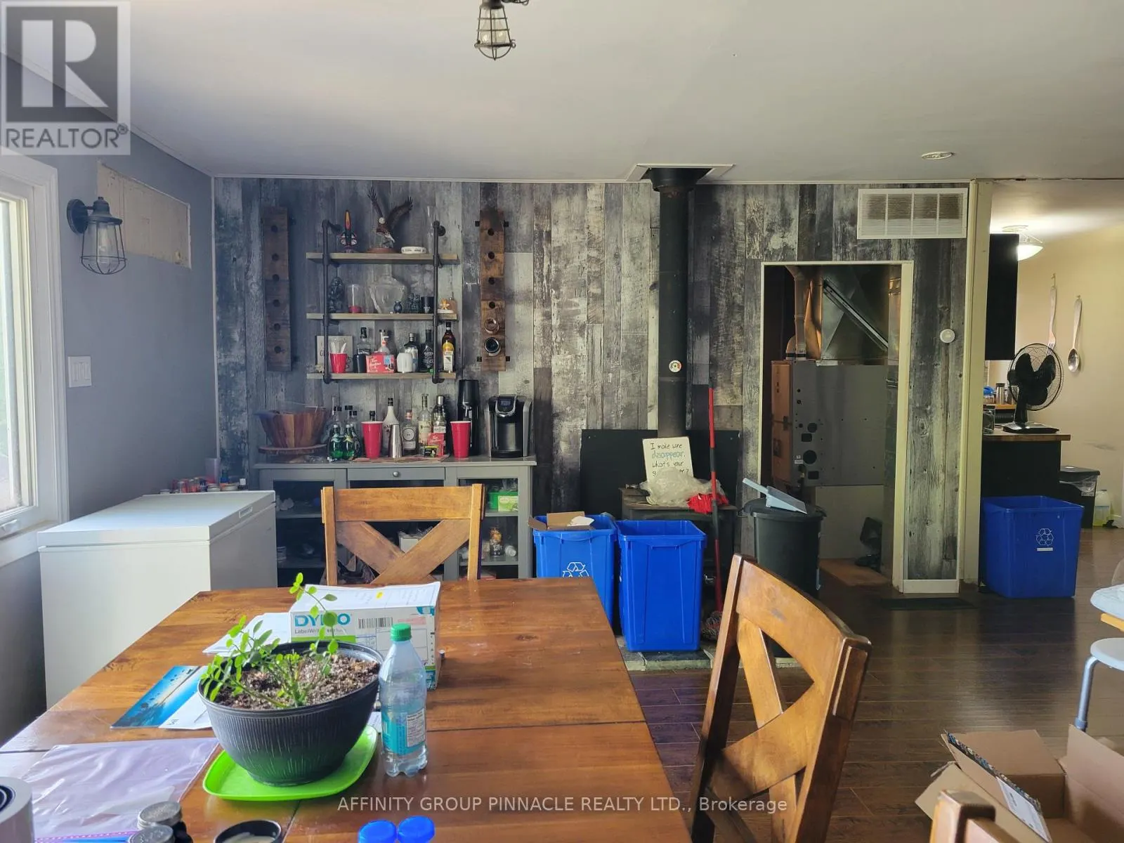 2473 SELWYN BAY LANE