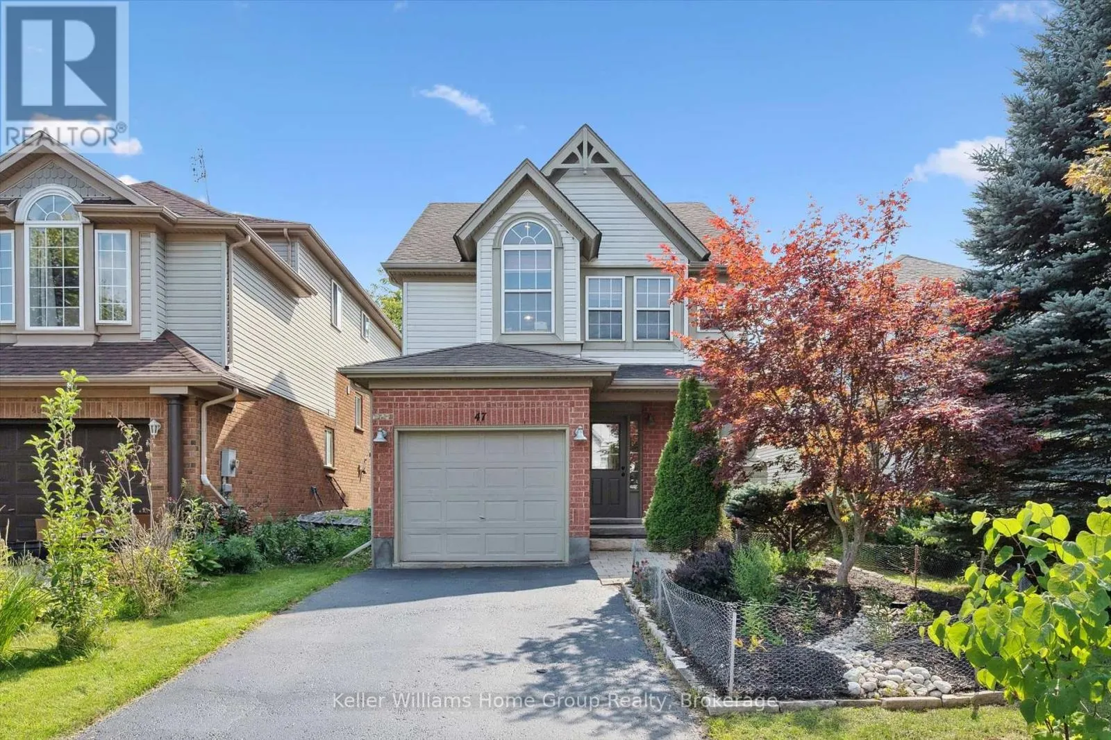 47 BUCKTHORN CRESCENT