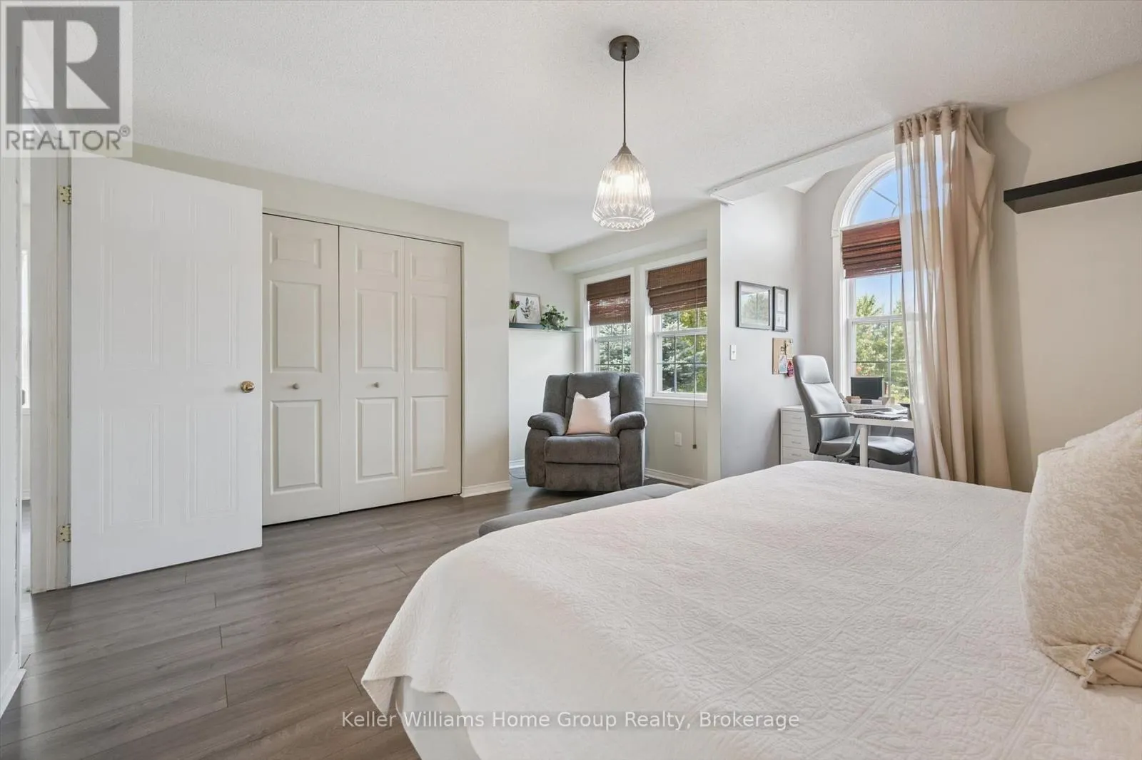 47 BUCKTHORN CRESCENT