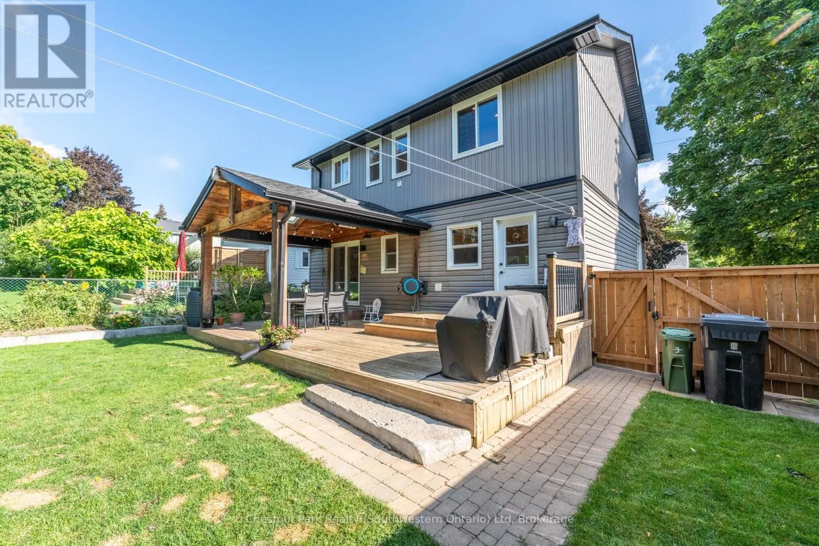 6 GOLDIE AVENUE