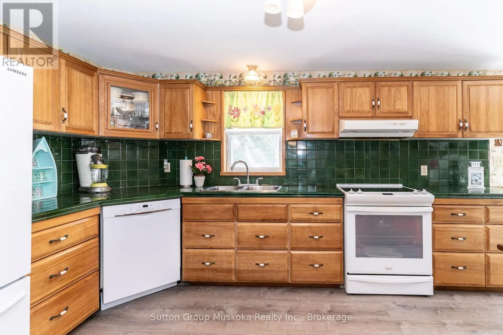 178 LONG POINT ROAD