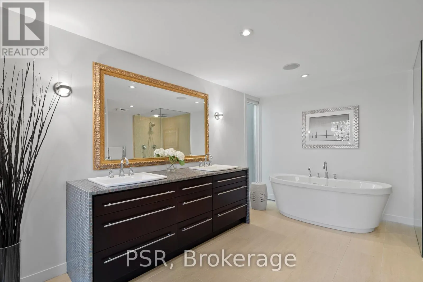 31 AUCHMAR ROAD