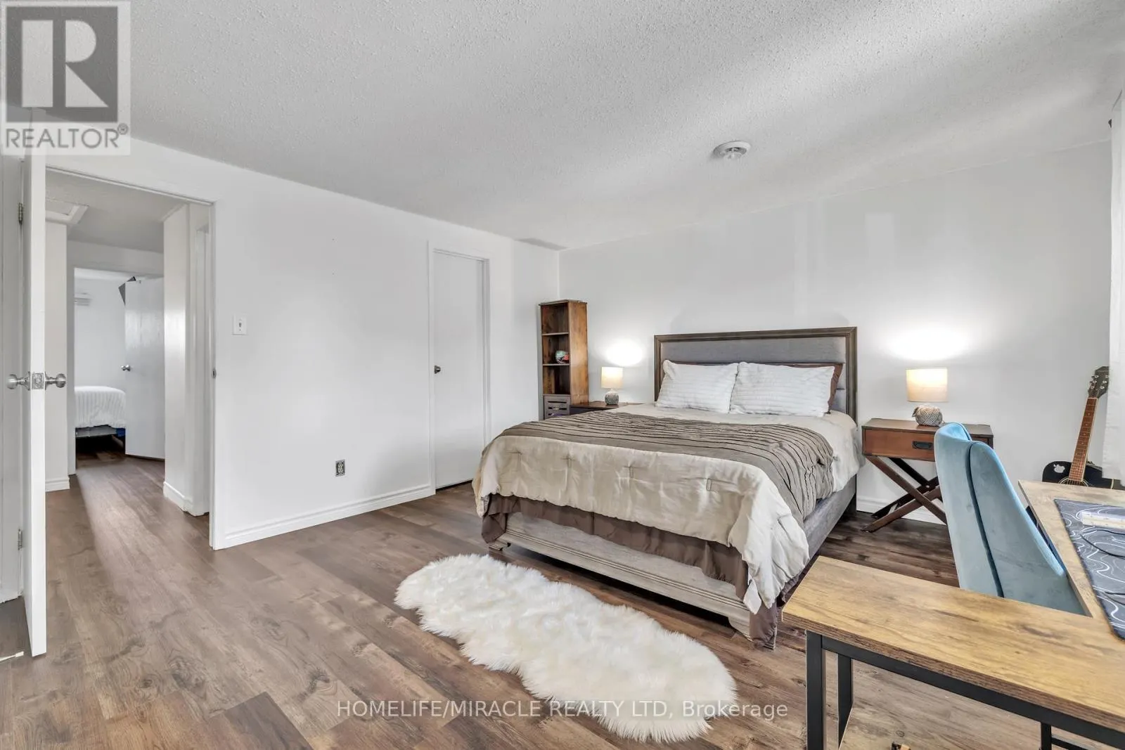 4 - 259 LANSDOWNE AVENUE