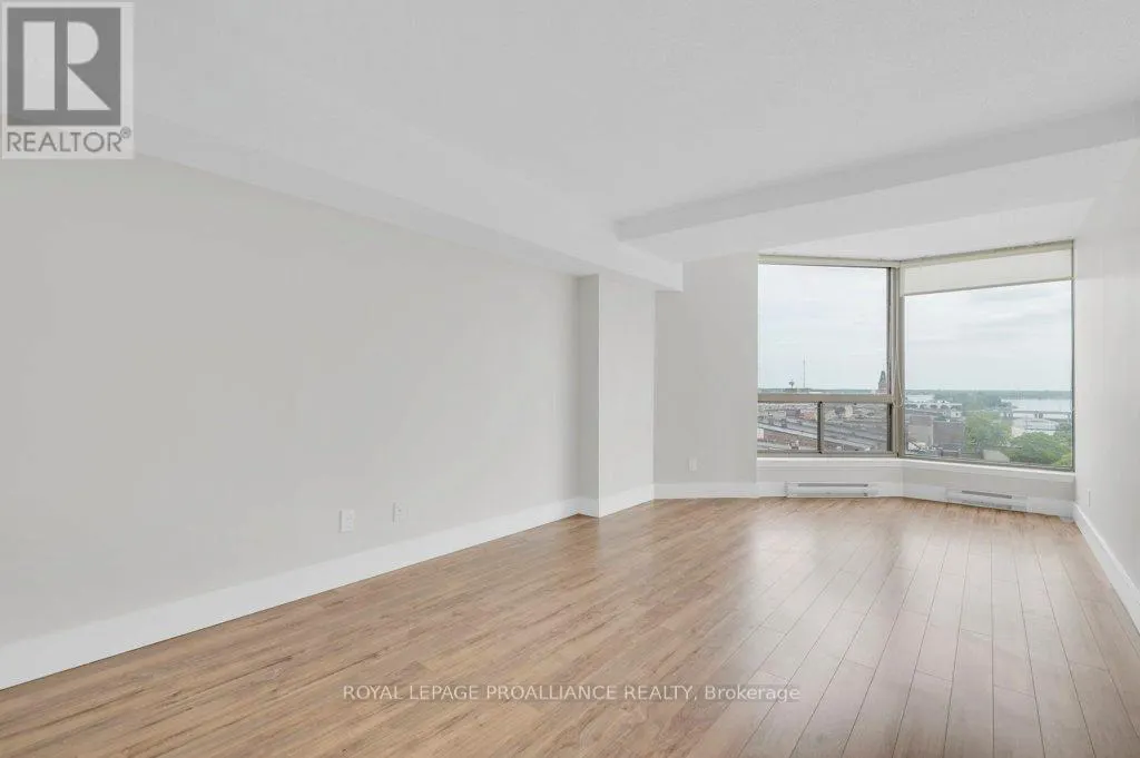 906 - 344 FRONT STREET, #906
