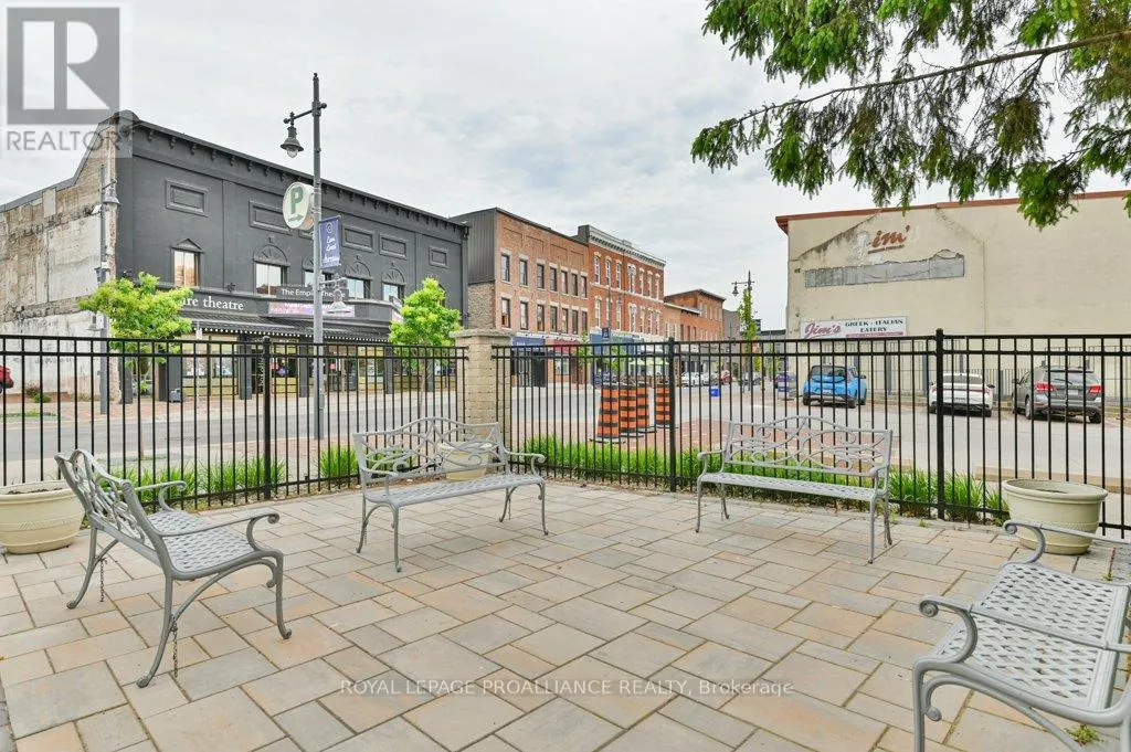 906 - 344 FRONT STREET, #906